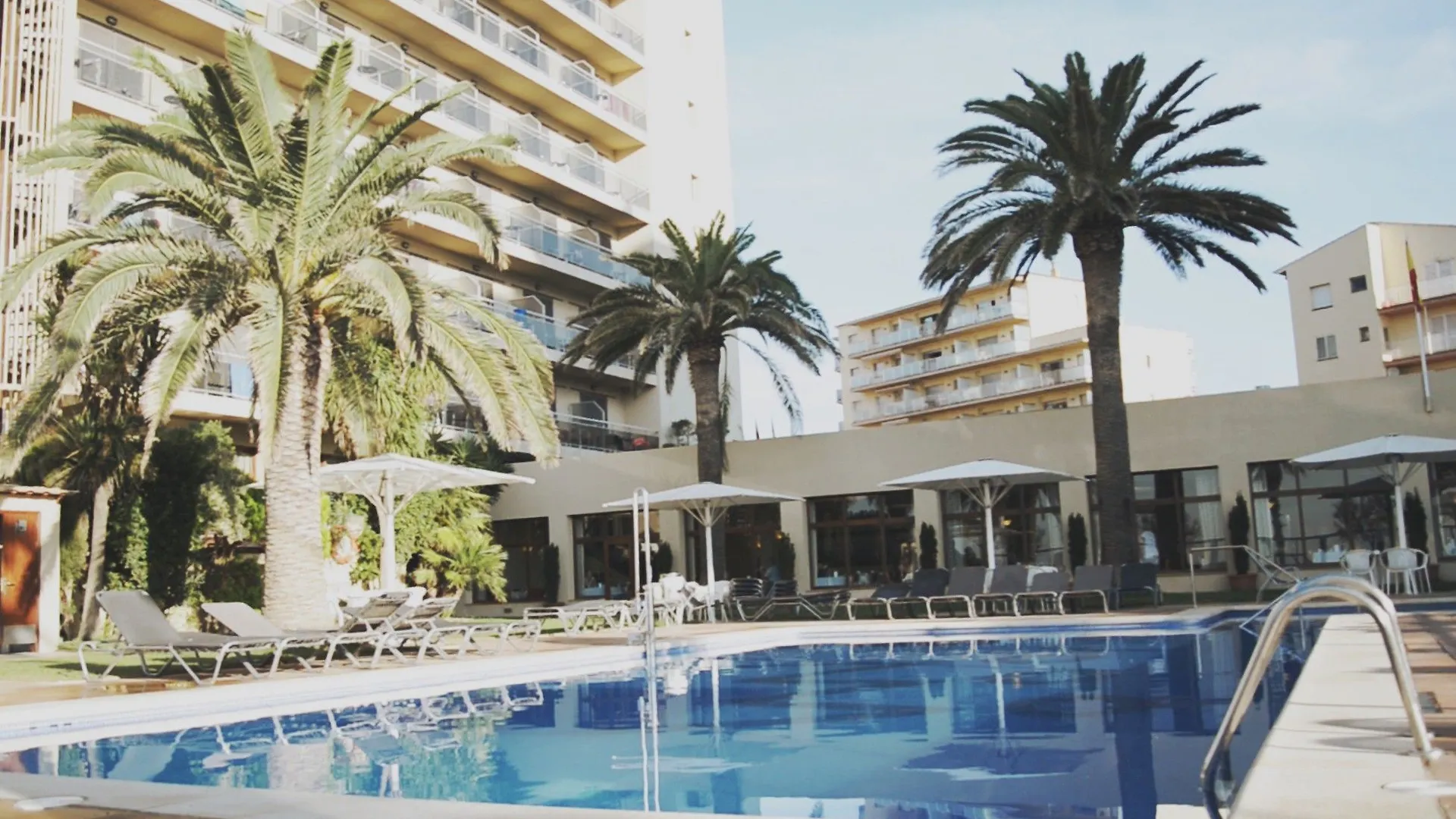 Hotel Monterrey Roses by Pierre&Vacances 4*,  España